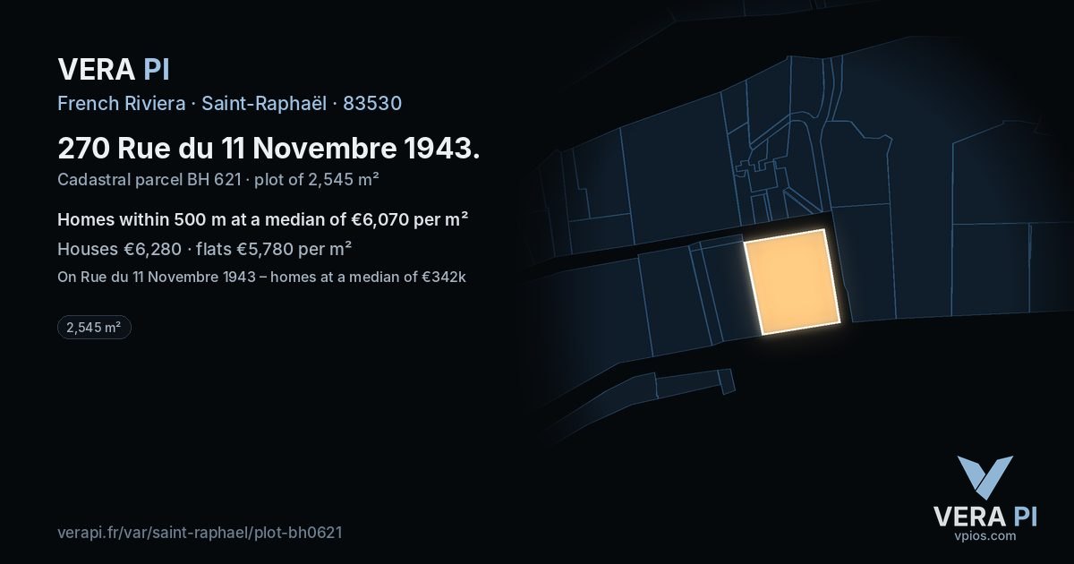 270 Rue du 11 Novembre 1943, Saint-Raphaël at night – the plot lit, the parcels around coloured by the prices near them