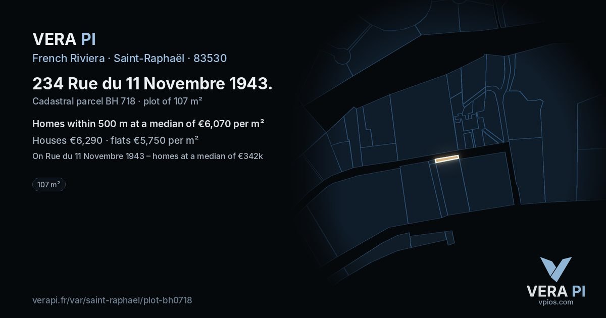 234 Rue du 11 Novembre 1943, Saint-Raphaël at night – the plot lit, the parcels around coloured by the prices near them