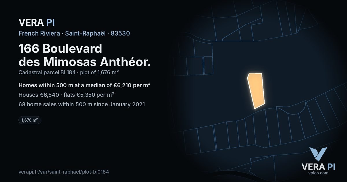 166 Boulevard des Mimosas Anthéor, Saint-Raphaël at night – the plot lit, the parcels around coloured by the prices near them