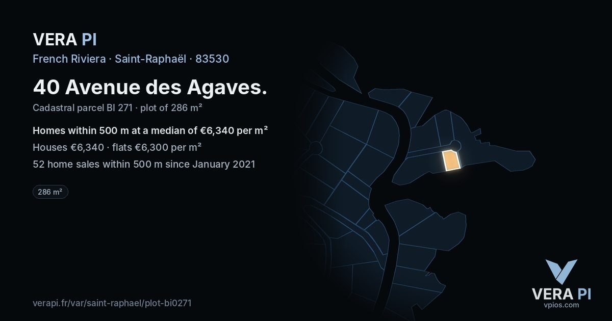 40 Avenue des Agaves, Saint-Raphaël at night – the plot lit, the parcels around coloured by the prices near them