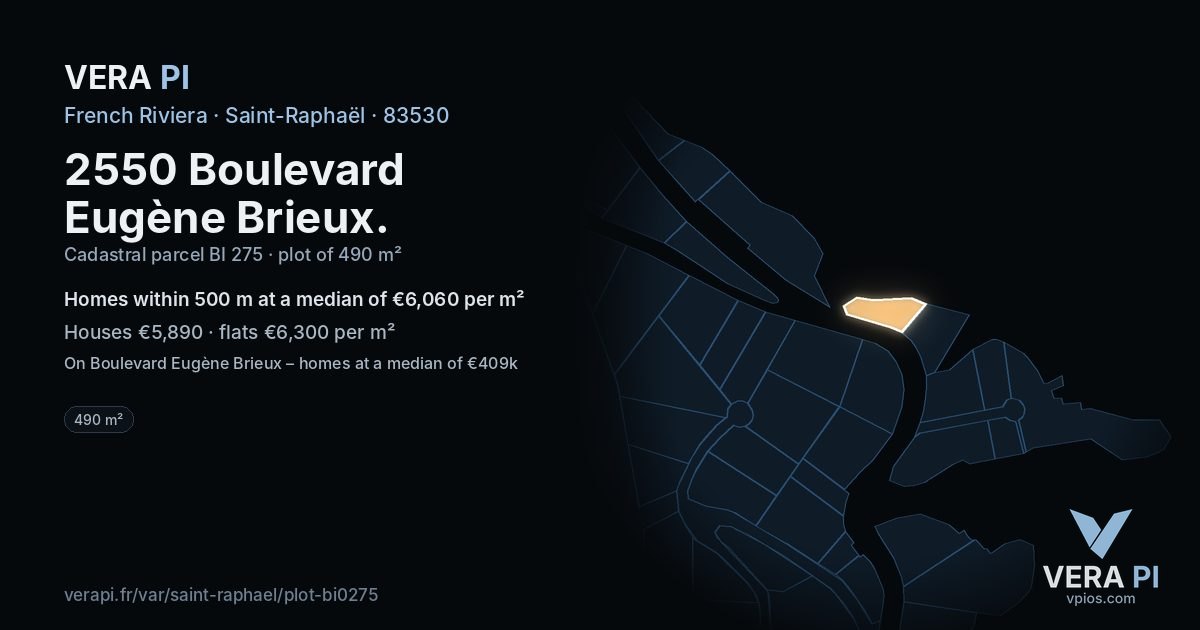 2550 Boulevard Eugène Brieux, Saint-Raphaël at night – the plot lit, the parcels around coloured by the prices near them