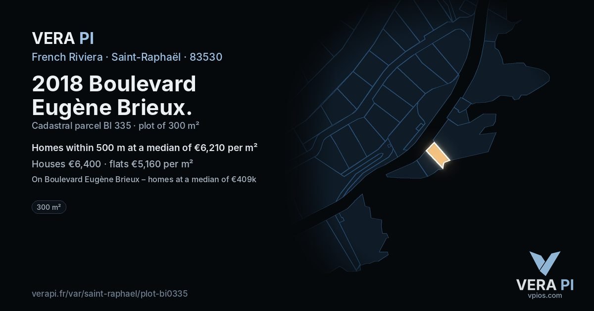 2018 Boulevard Eugène Brieux, Saint-Raphaël at night – the plot lit, the parcels around coloured by the prices near them