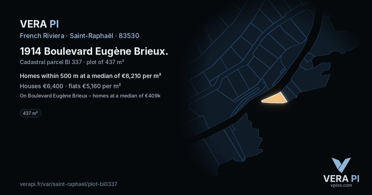 1914 Boulevard Eugène Brieux, Saint-Raphaël at night – the plot lit, the parcels around coloured by the prices near them