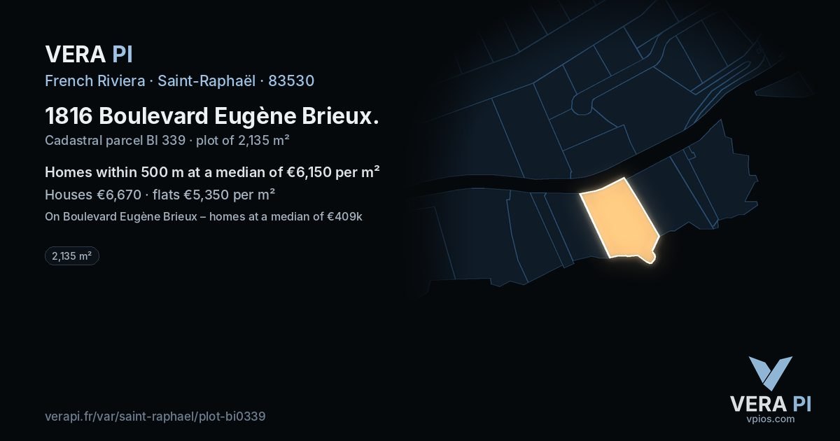 1816 Boulevard Eugène Brieux, Saint-Raphaël at night – the plot lit, the parcels around coloured by the prices near them