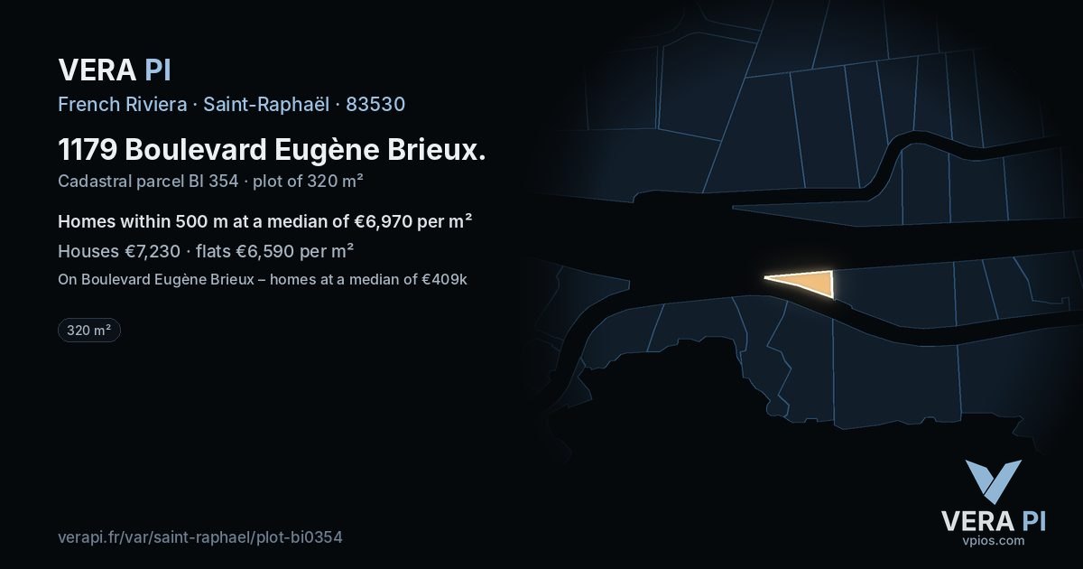 1179 Boulevard Eugène Brieux, Saint-Raphaël at night – the plot lit, the parcels around coloured by the prices near them