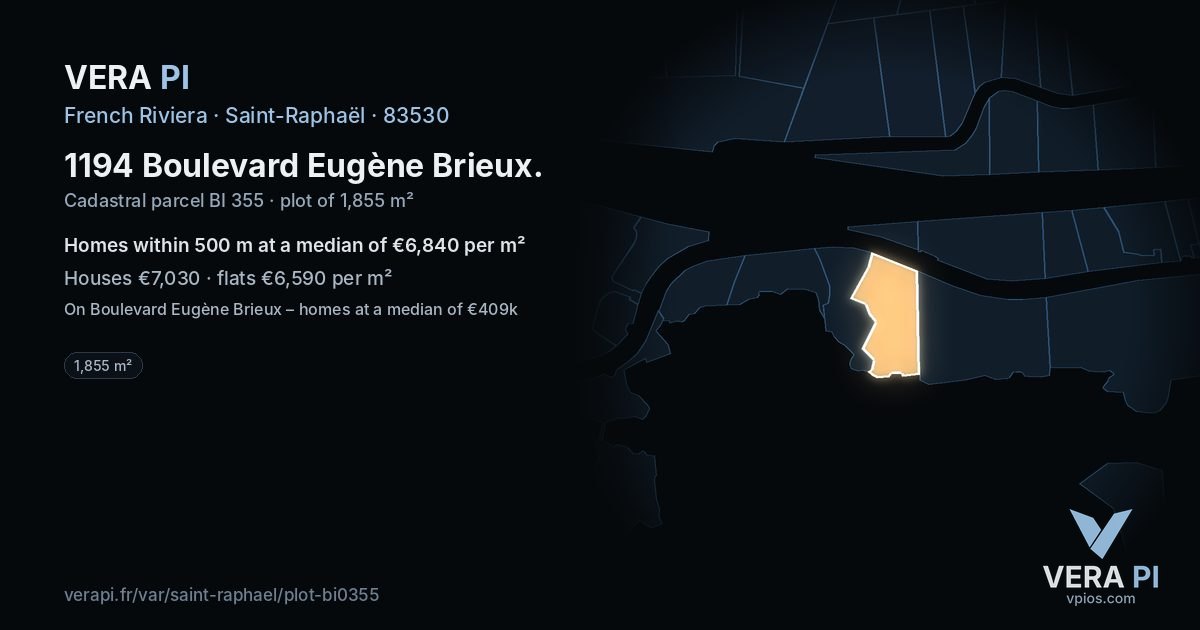 1194 Boulevard Eugène Brieux, Saint-Raphaël at night – the plot lit, the parcels around coloured by the prices near them
