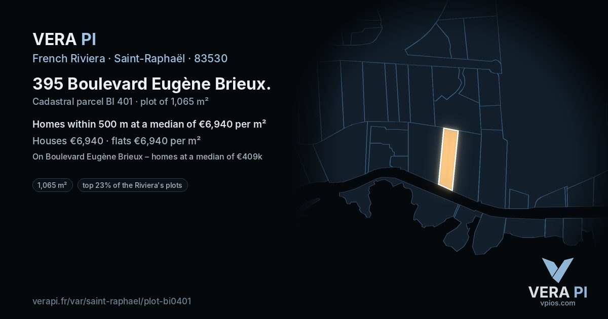 395 Boulevard Eugène Brieux, Saint-Raphaël at night – the plot lit, the parcels around coloured by the prices near them
