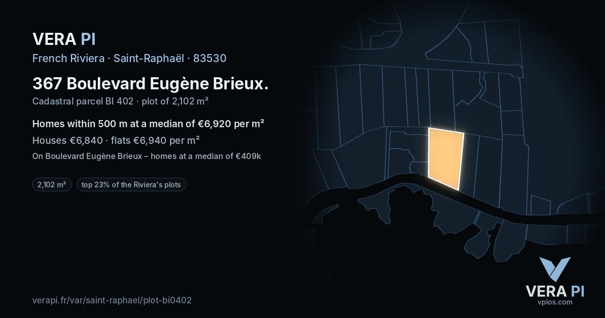 367 Boulevard Eugène Brieux, Saint-Raphaël at night – the plot lit, the parcels around coloured by the prices near them