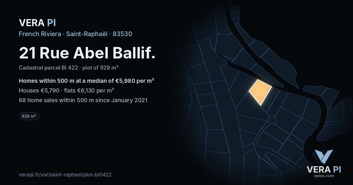 21 Rue Abel Ballif, Saint-Raphaël at night – the plot lit, the parcels around coloured by the prices near them