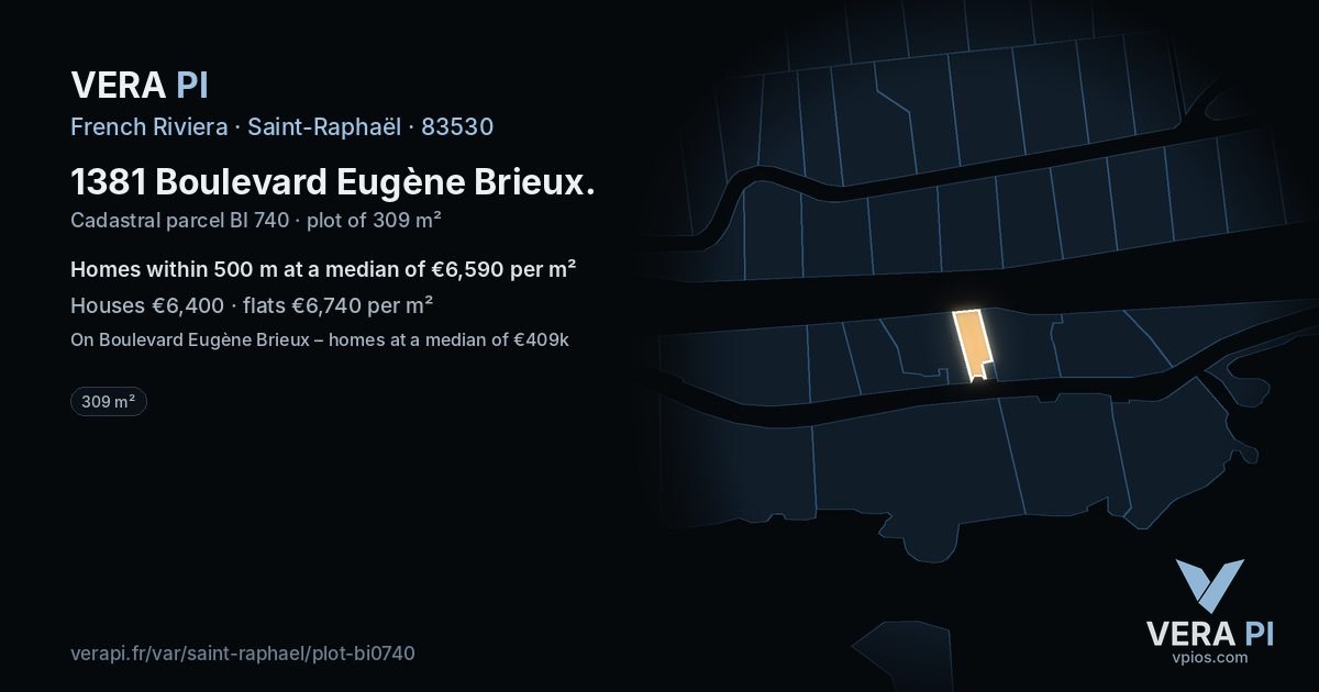 1381 Boulevard Eugène Brieux, Saint-Raphaël at night – the plot lit, the parcels around coloured by the prices near them