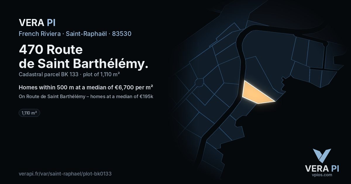 470 Route de Saint Barthélémy, Saint-Raphaël at night – the plot lit, the parcels around coloured by the prices near them