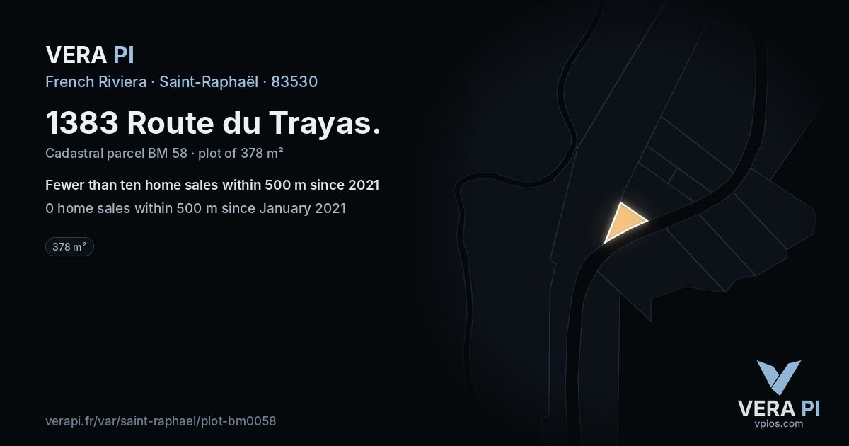 1383 Route du Trayas, Saint-Raphaël at night – the plot lit, the parcels around coloured by the prices near them