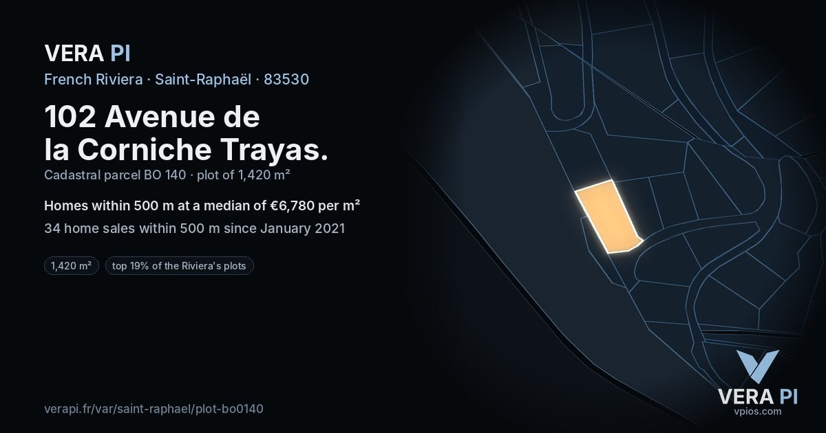 102 Avenue de la Corniche Trayas, Saint-Raphaël at night – the plot lit, the parcels around coloured by the prices near them