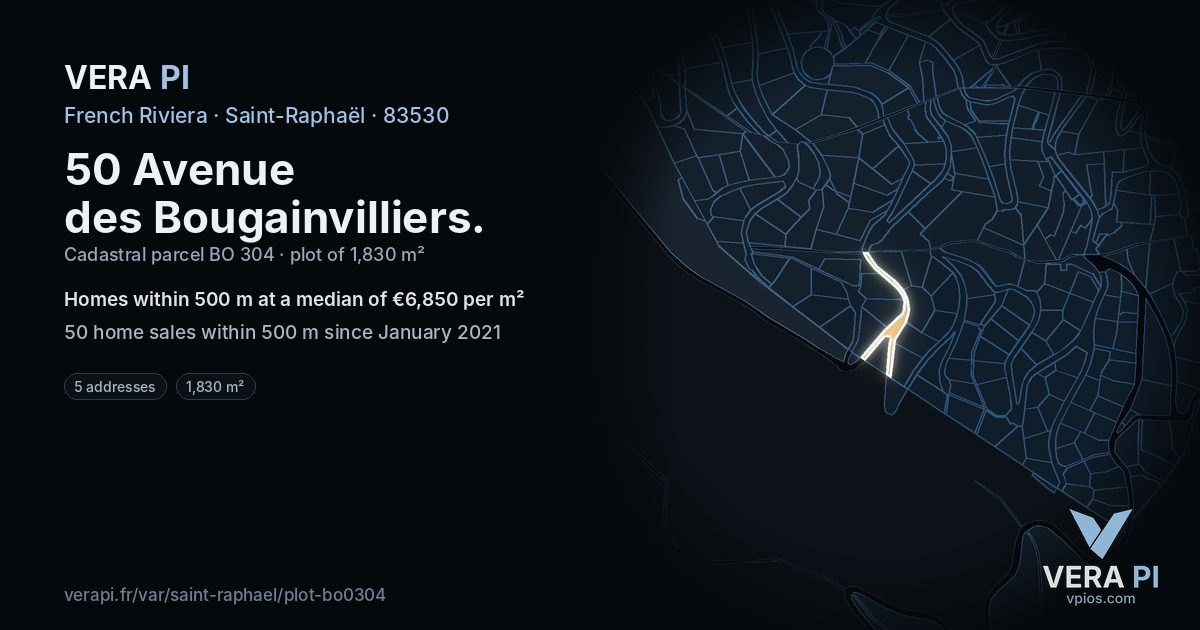 50 Avenue des Bougainvilliers, Saint-Raphaël at night – the plot lit, the parcels around coloured by the prices near them