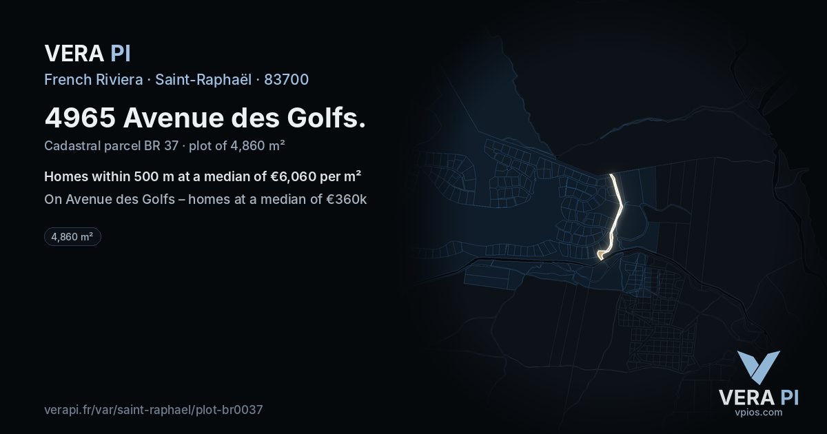 4965 Avenue des Golfs, Saint-Raphaël at night – the plot lit, the parcels around coloured by the prices near them