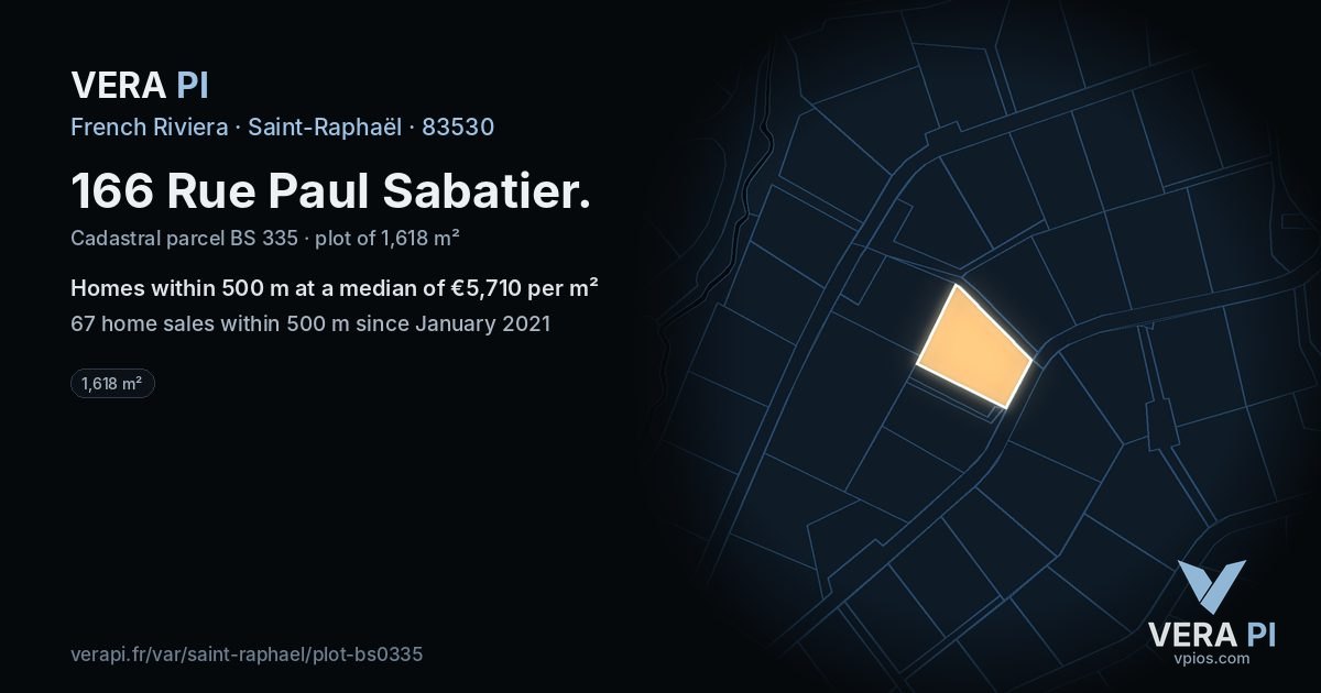 166 Rue Paul Sabatier, Saint-Raphaël at night – the plot lit, the parcels around coloured by the prices near them