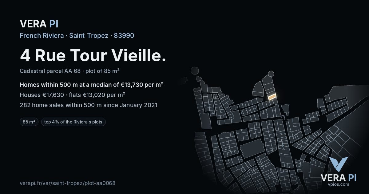 4 Rue Tour Vieille, Saint-Tropez at night – the plot lit, the parcels around coloured by the prices near them