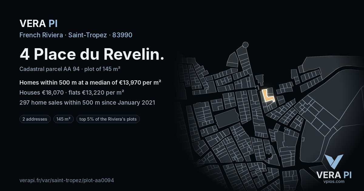 4 Place du Revelin, Saint-Tropez at night – the plot lit, the parcels around coloured by the prices near them