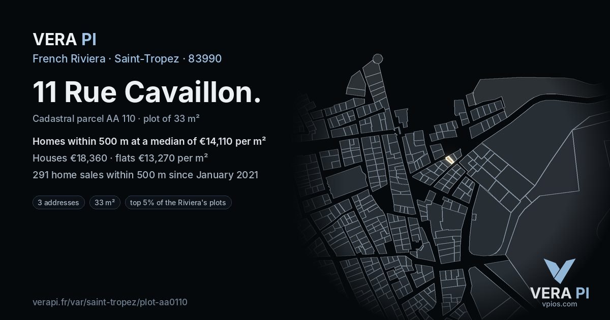 11 Rue Cavaillon, Saint-Tropez at night – the plot lit, the parcels around coloured by the prices near them