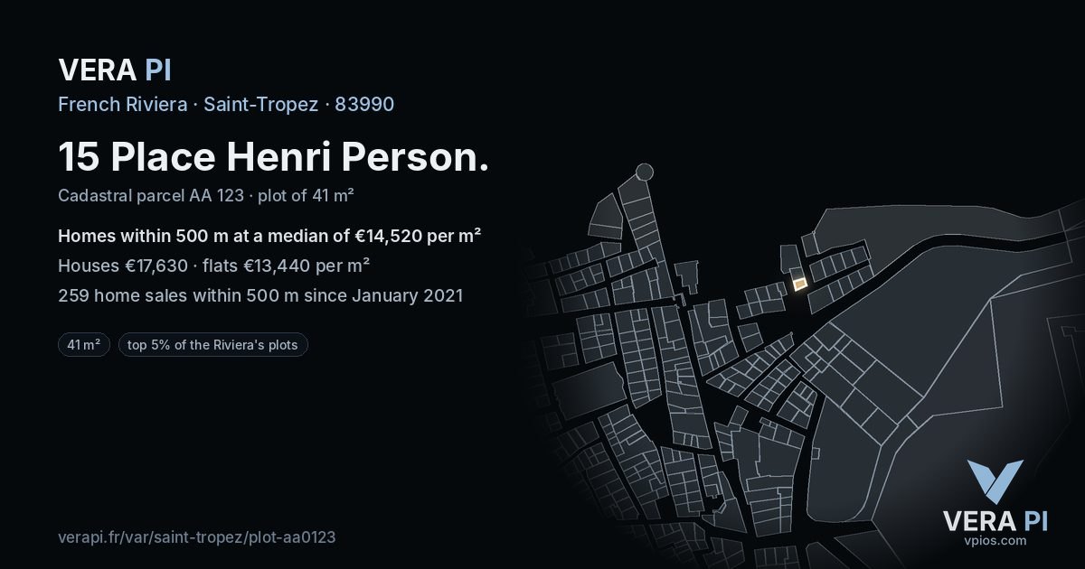 15 Place Henri Person, Saint-Tropez at night – the plot lit, the parcels around coloured by the prices near them