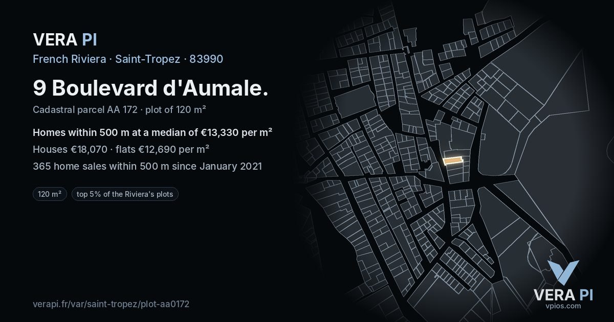 9 Boulevard d'Aumale, Saint-Tropez at night – the plot lit, the parcels around coloured by the prices near them