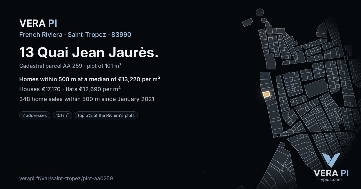 13 Quai Jean Jaurès, Saint-Tropez at night – the plot lit, the parcels around coloured by the prices near them
