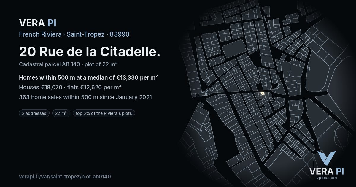 20 Rue de la Citadelle, Saint-Tropez at night – the plot lit, the parcels around coloured by the prices near them