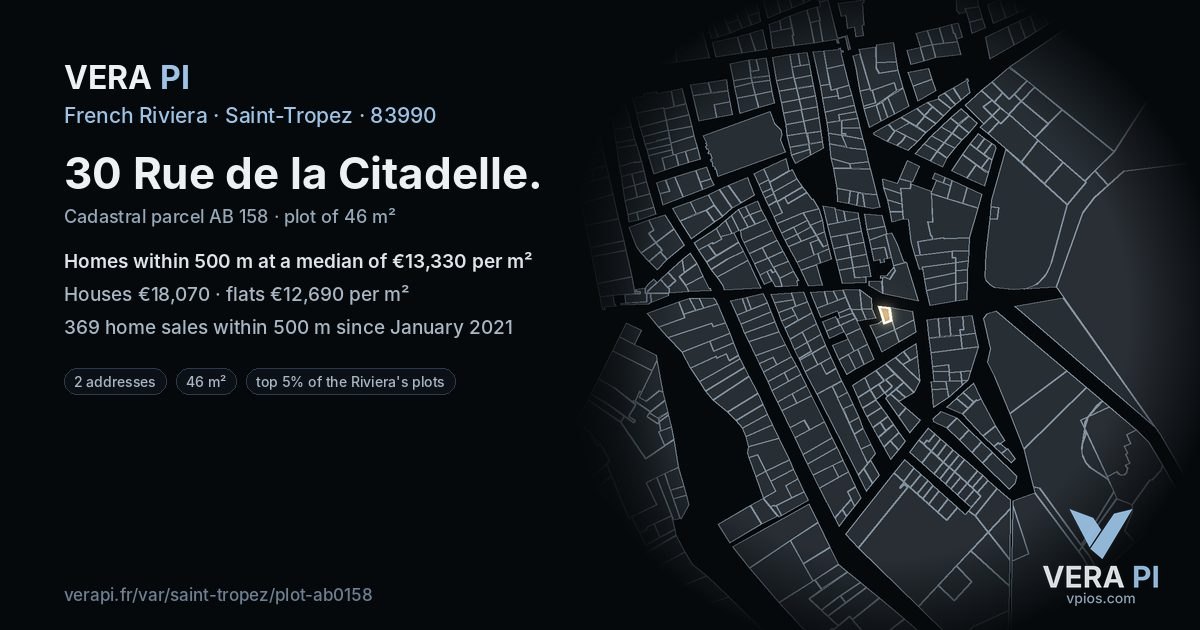 30 Rue de la Citadelle, Saint-Tropez at night – the plot lit, the parcels around coloured by the prices near them