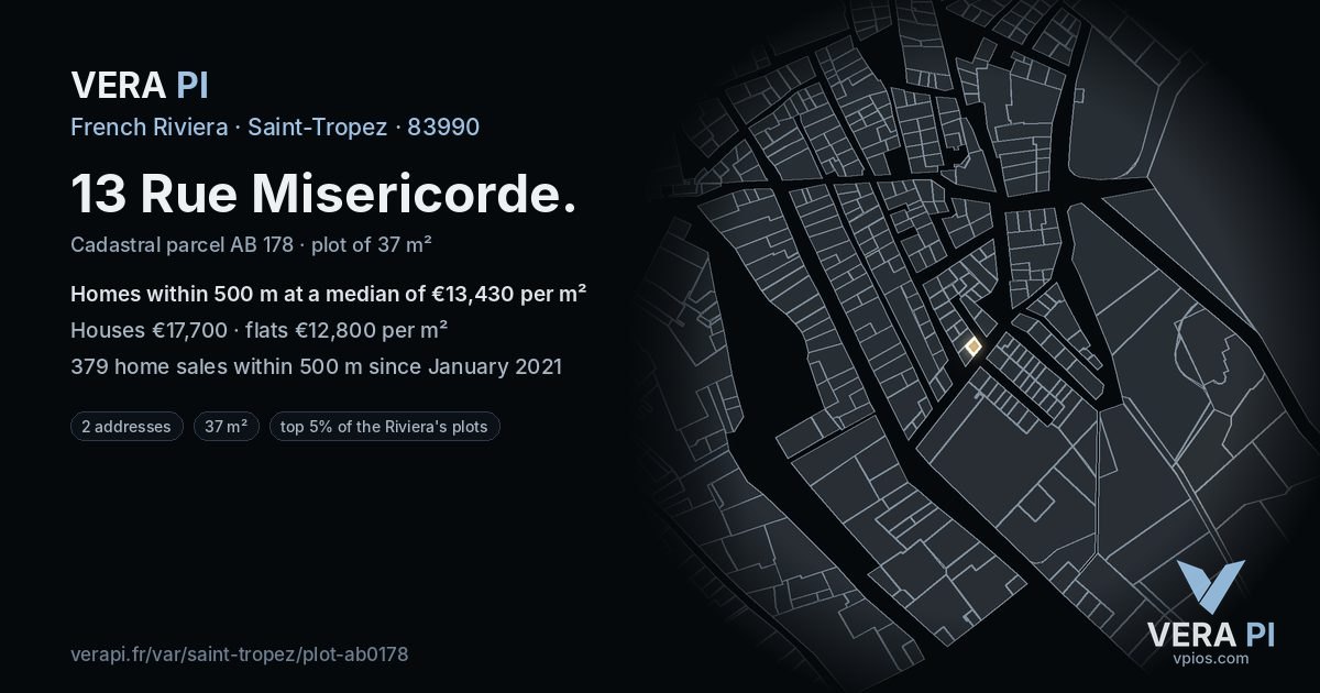13 Rue Misericorde, Saint-Tropez at night – the plot lit, the parcels around coloured by the prices near them