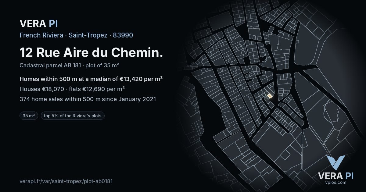 12 Rue Aire du Chemin, Saint-Tropez at night – the plot lit, the parcels around coloured by the prices near them