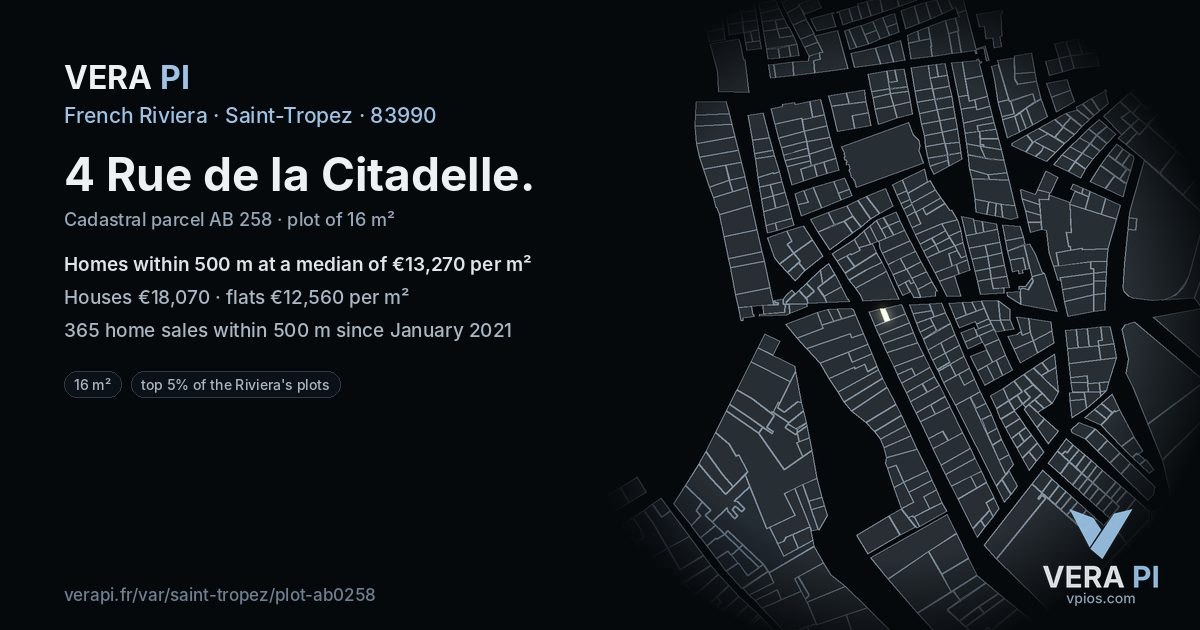 4 Rue de la Citadelle, Saint-Tropez at night – the plot lit, the parcels around coloured by the prices near them