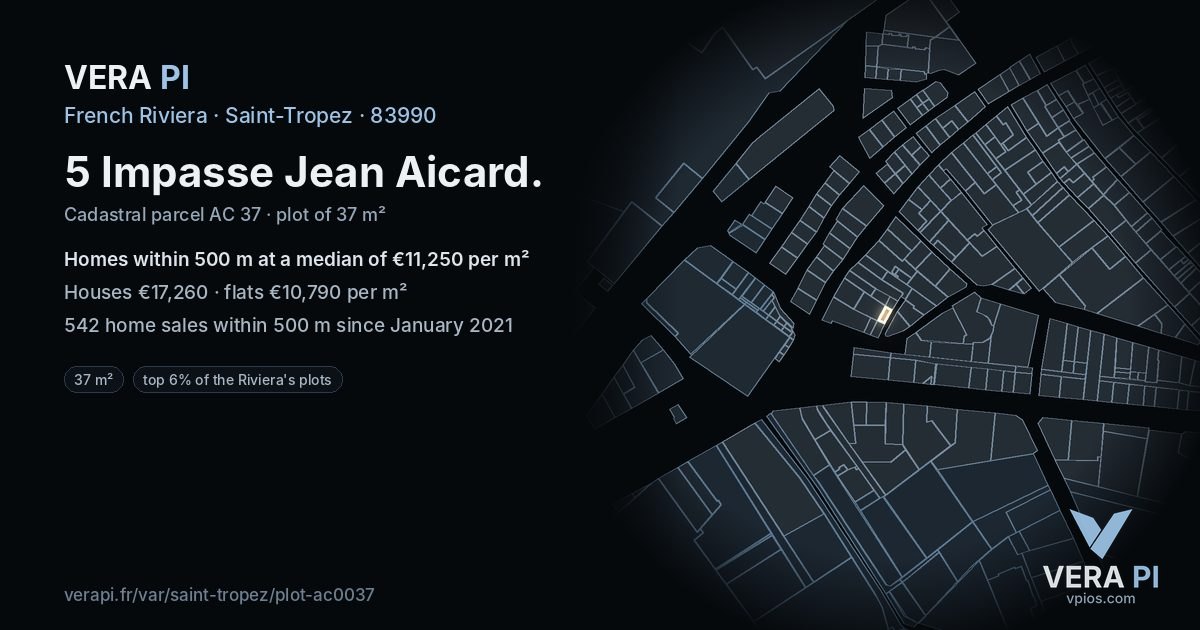 5 Impasse Jean Aicard, Saint-Tropez at night – the plot lit, the parcels around coloured by the prices near them