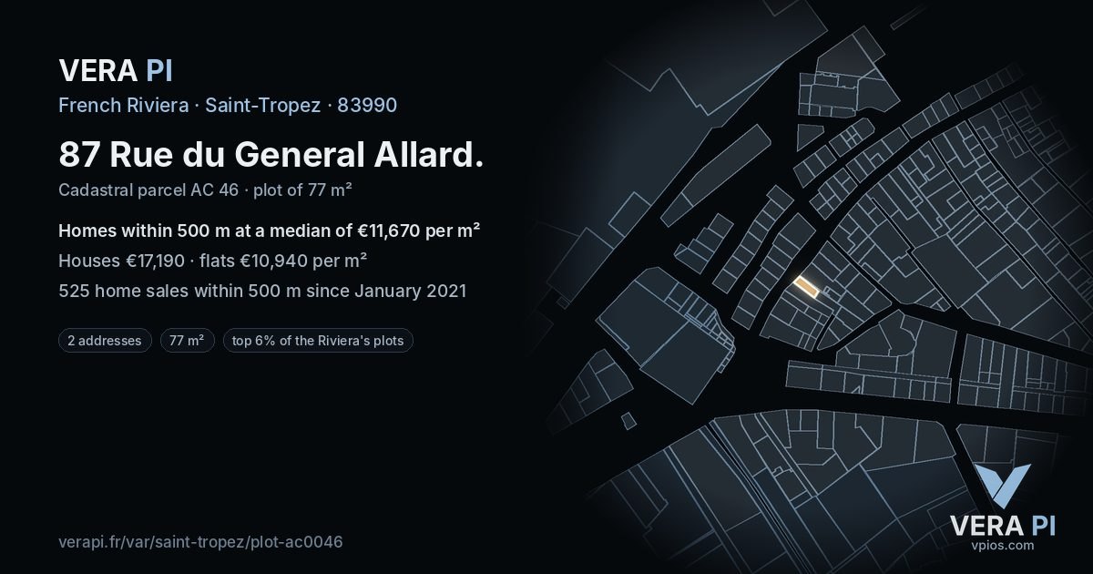 87 Rue du General Allard, Saint-Tropez at night – the plot lit, the parcels around coloured by the prices near them