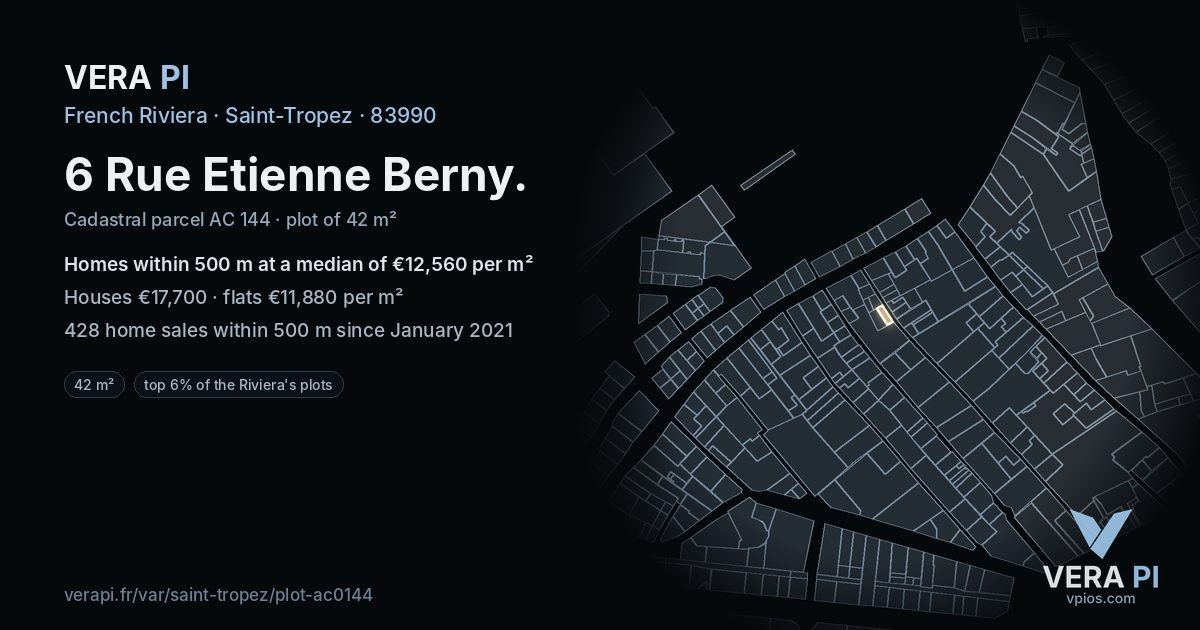 6 Rue Etienne Berny, Saint-Tropez at night – the plot lit, the parcels around coloured by the prices near them