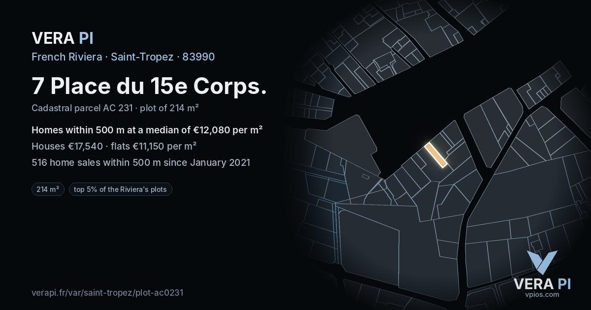 7 Place du 15e Corps, Saint-Tropez at night – the plot lit, the parcels around coloured by the prices near them