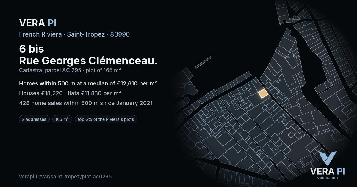 6 bis Rue Georges Clémenceau, Saint-Tropez at night – the plot lit, the parcels around coloured by the prices near them