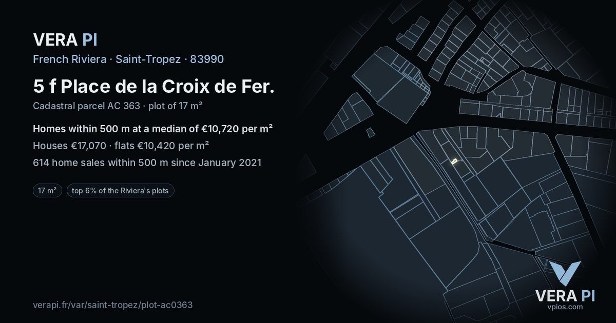5 f Place de la Croix de Fer, Saint-Tropez at night – the plot lit, the parcels around coloured by the prices near them