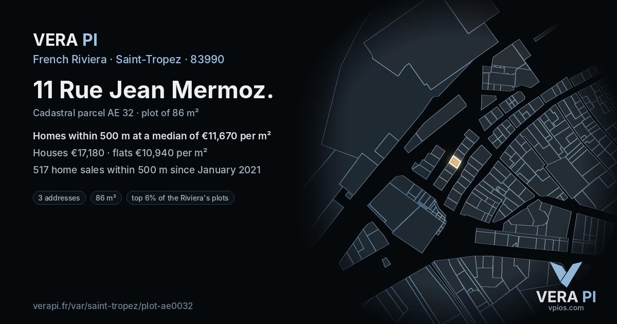 11 Rue Jean Mermoz, Saint-Tropez at night – the plot lit, the parcels around coloured by the prices near them