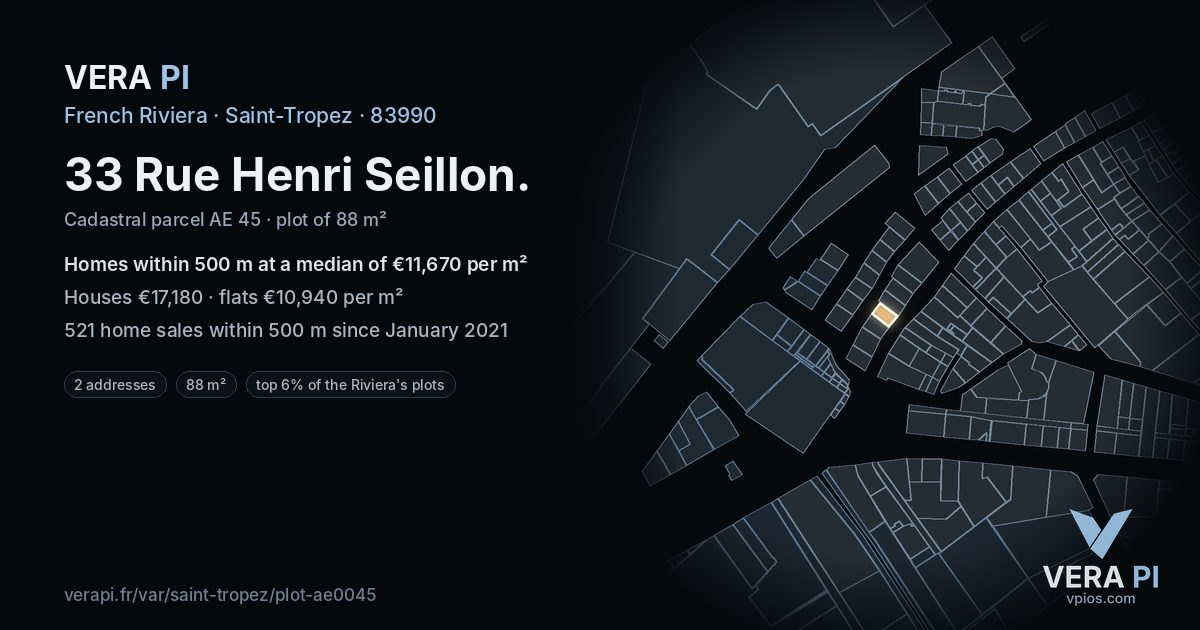 33 Rue Henri Seillon, Saint-Tropez at night – the plot lit, the parcels around coloured by the prices near them