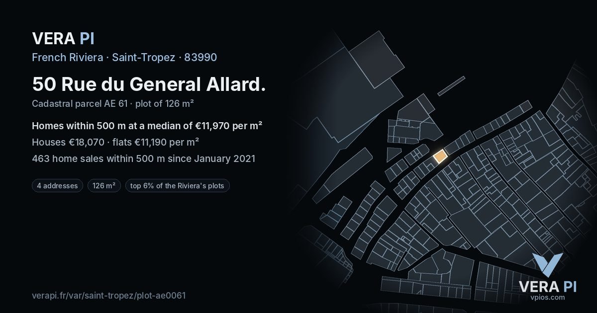 50 Rue du General Allard, Saint-Tropez at night – the plot lit, the parcels around coloured by the prices near them