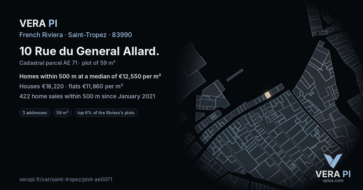 10 Rue du General Allard, Saint-Tropez at night – the plot lit, the parcels around coloured by the prices near them