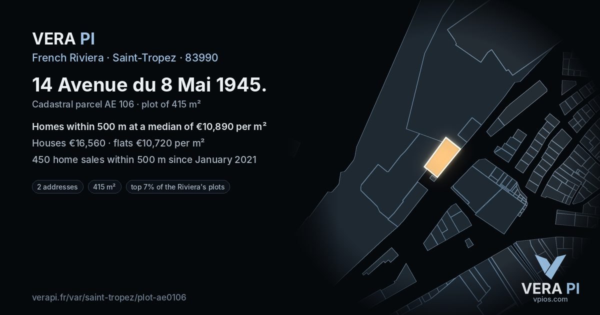 14 Avenue du 8 Mai 1945, Saint-Tropez at night – the plot lit, the parcels around coloured by the prices near them
