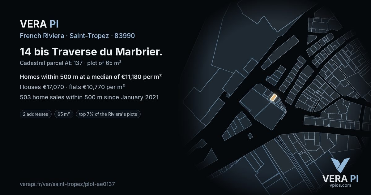 14 bis Traverse du Marbrier, Saint-Tropez at night – the plot lit, the parcels around coloured by the prices near them