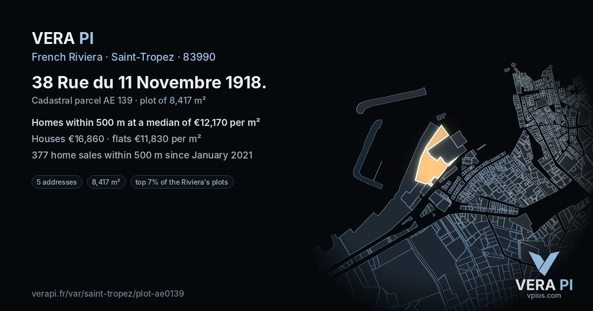38 Rue du 11 Novembre 1918, Saint-Tropez at night – the plot lit, the parcels around coloured by the prices near them
