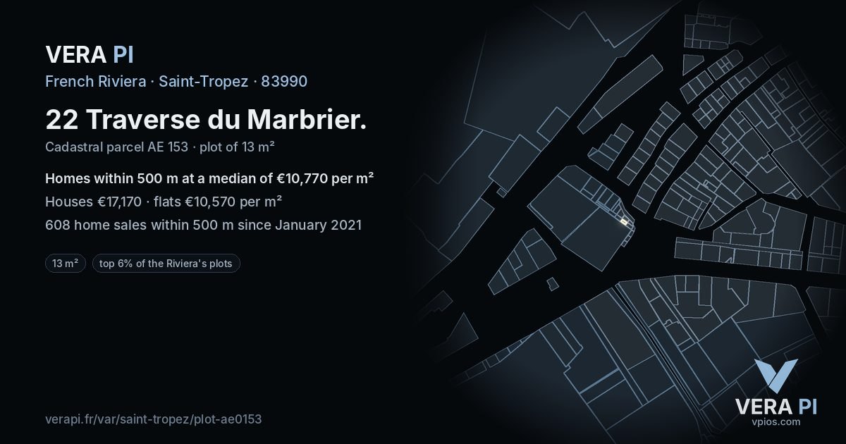 22 Traverse du Marbrier, Saint-Tropez at night – the plot lit, the parcels around coloured by the prices near them