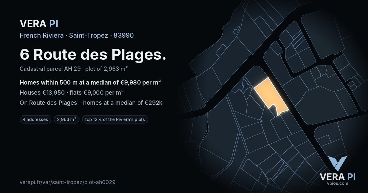6 Route des Plages, Saint-Tropez at night – the plot lit, the parcels around coloured by the prices near them