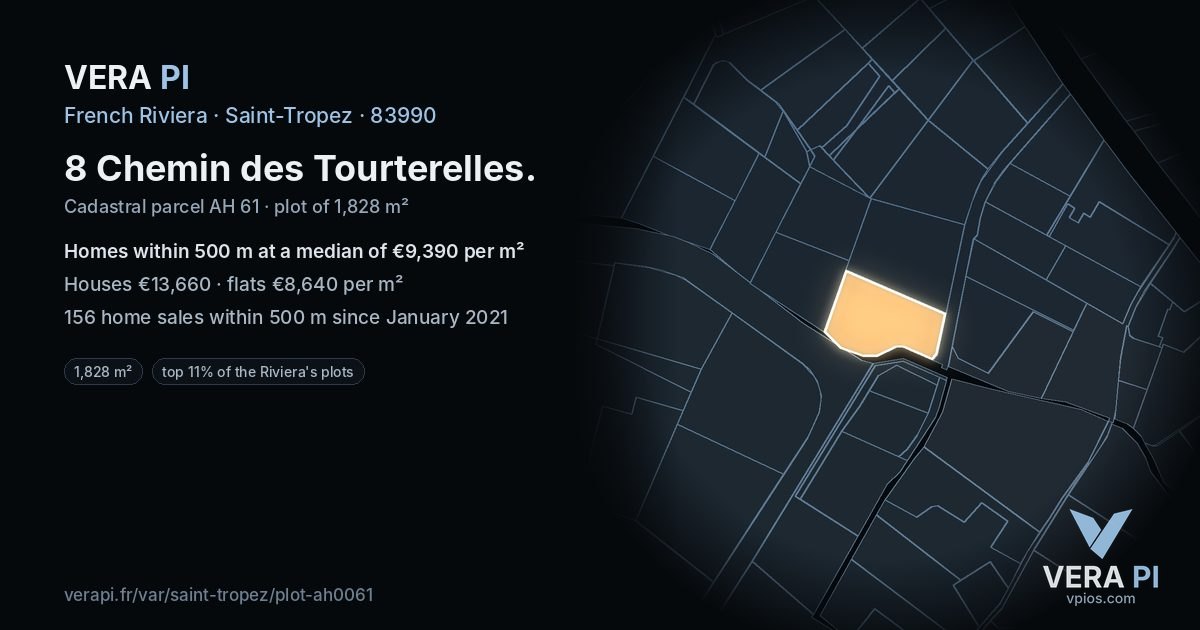 8 Chemin des Tourterelles, Saint-Tropez at night – the plot lit, the parcels around coloured by the prices near them