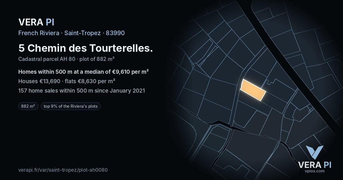 5 Chemin des Tourterelles, Saint-Tropez at night – the plot lit, the parcels around coloured by the prices near them