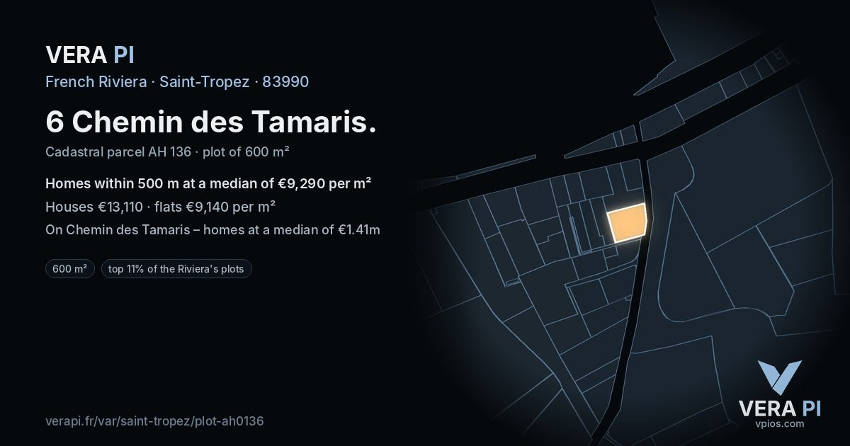 6 Chemin des Tamaris, Saint-Tropez at night – the plot lit, the parcels around coloured by the prices near them