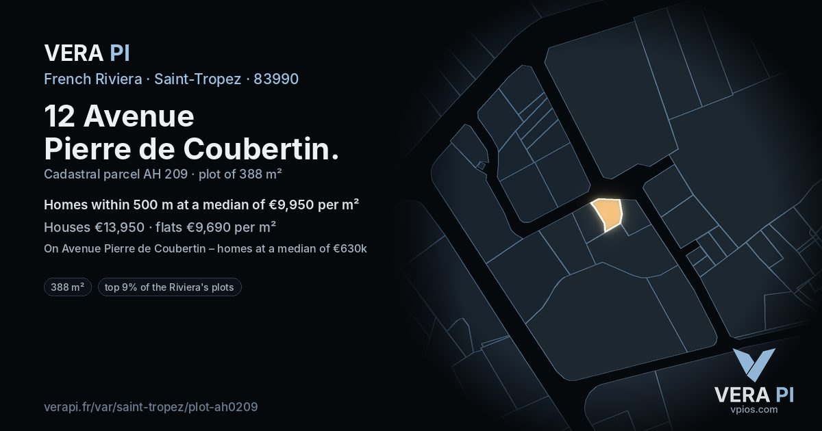 12 Avenue Pierre de Coubertin, Saint-Tropez at night – the plot lit, the parcels around coloured by the prices near them